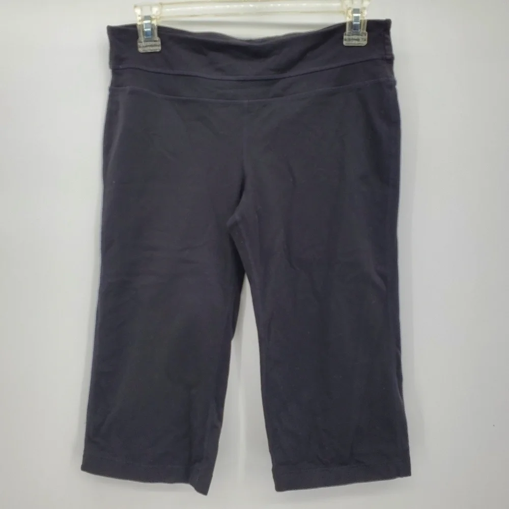 Prana black knit yoga below the knee crops women's size medium